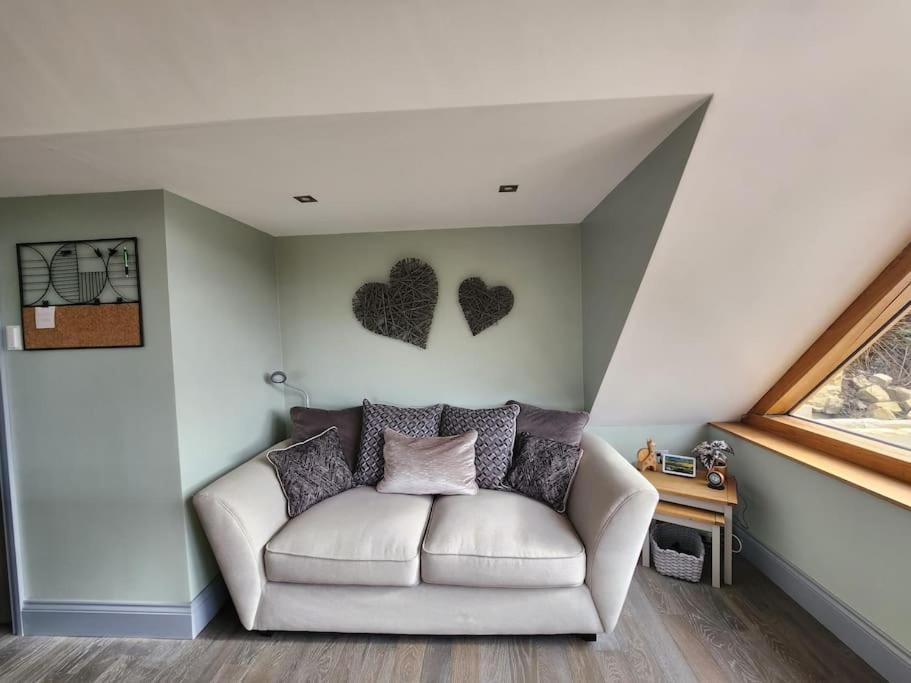 Luxury 1 Bed Coach House