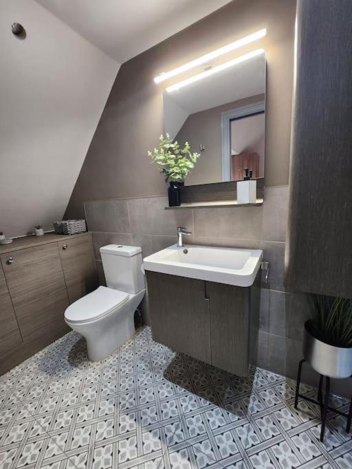 Luxury 1 Bed Coach House Huddersfield